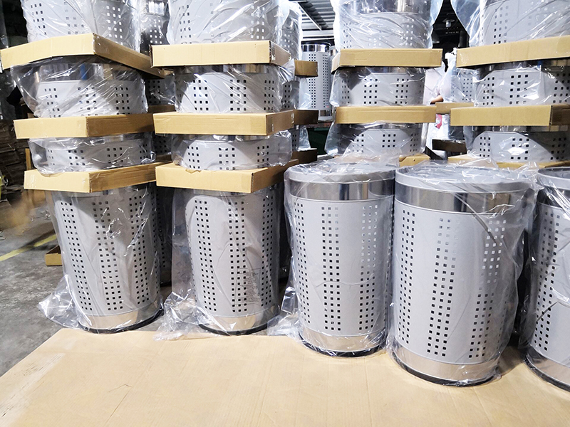 kitchen garbage can size