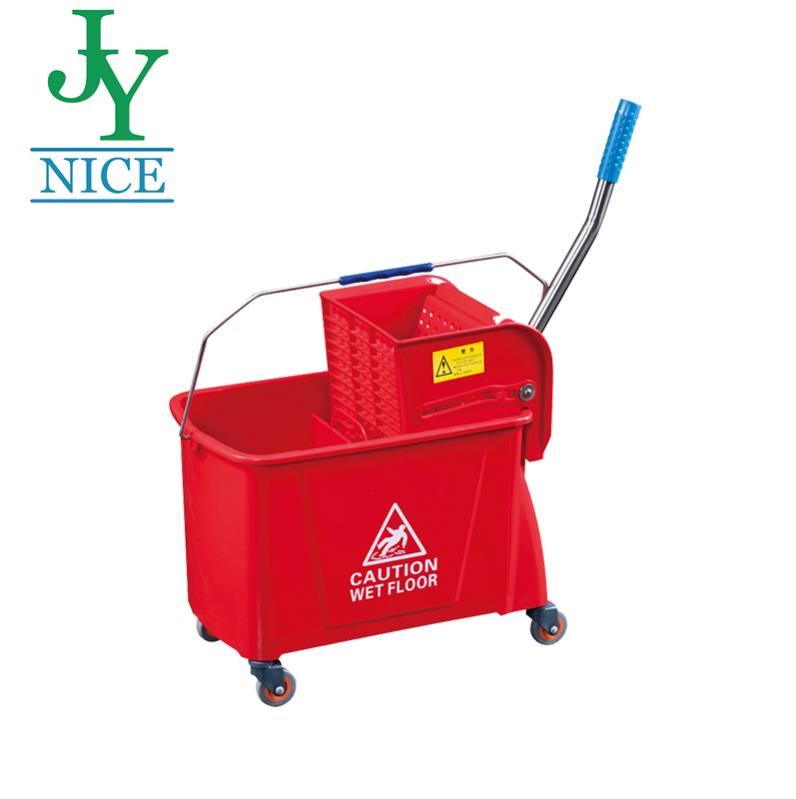 bucket mop